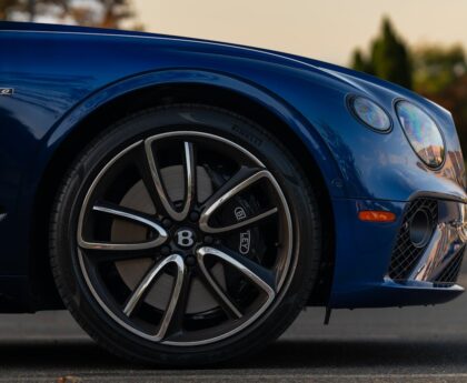 Połączenie lusterka wstecznego z funkcją nagrywania jazdy