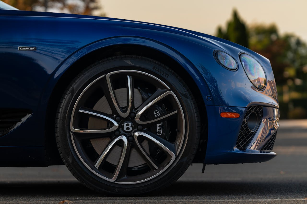 Połączenie lusterka wstecznego z funkcją nagrywania jazdy